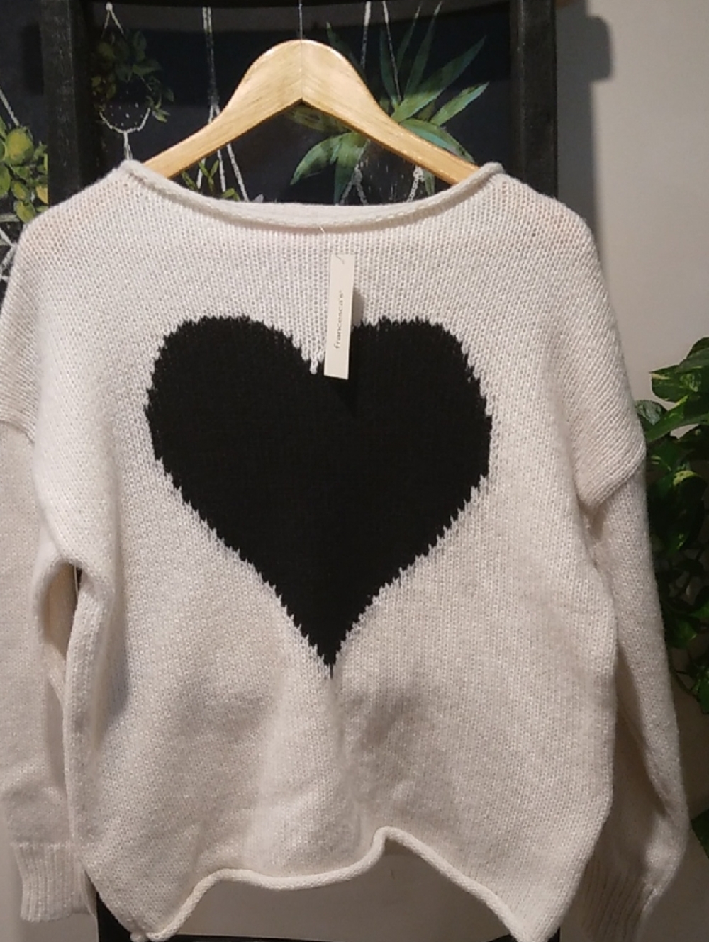 Women's mi ami for francesca's Oversize Heart Sweater
